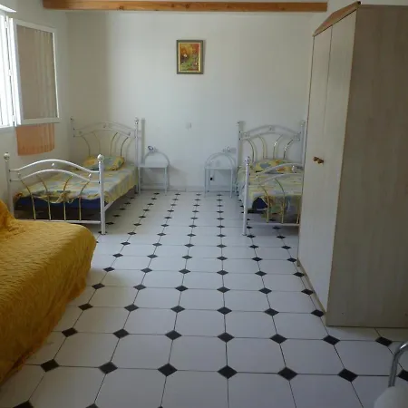 Mas De La Bourgade Blanche Villa *