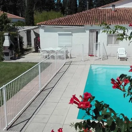Mas De La Bourgade Blanche Villa Meynes